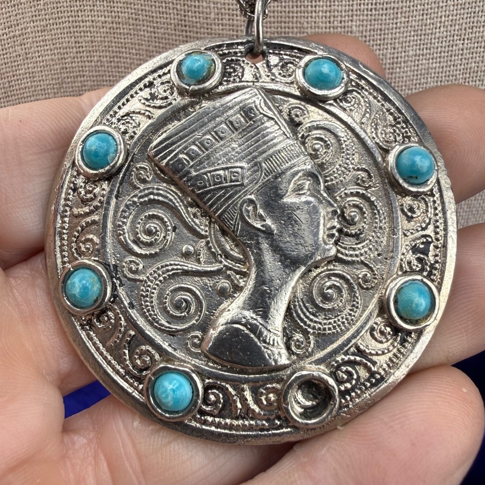 Vintage Estate Egyptian Revival Necklace Silver Tone Pendant Nefertiti 24"